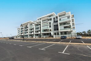 Apartment | Exterior - Elegant Home by Haraganes Beach (Ayamonte)