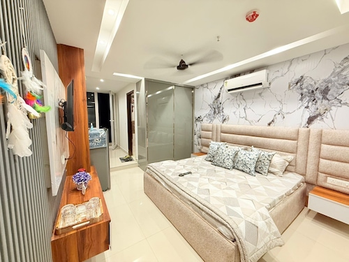 Charming 1-bedroom apartment with WiFi, AC in wonderful Zirakpur