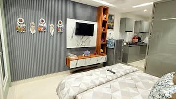 1 bedroom, iron/ironing board, WiFi, bed sheets