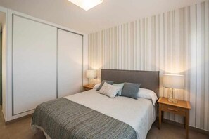 Apartment | 2 bedrooms, iron/ironing board