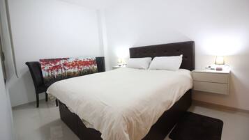 Apartment | 2 bedrooms, iron/ironing board