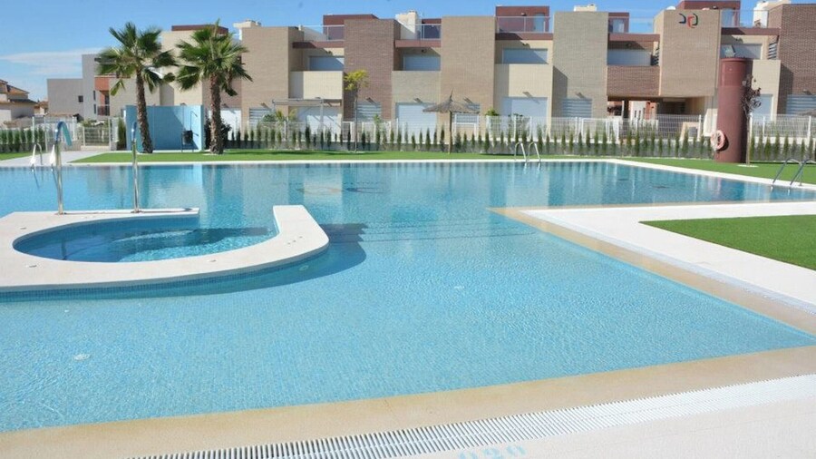 Apartment in Torrevieja for 6 Guests