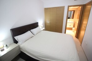 Appartement | 2 chambres, fer et planche à repasser