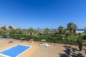 Pool - Apartment Near Isla Canela Beach (Ayamonte)