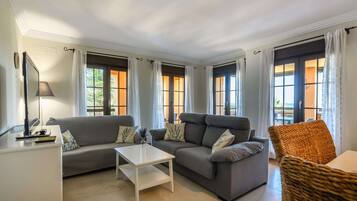 Apartment | Living area