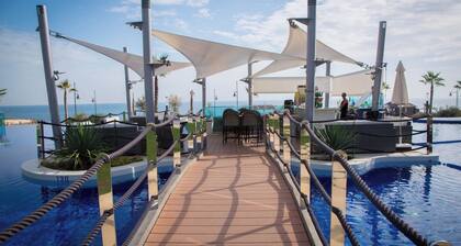 Beachside Apartment in Torrevieja