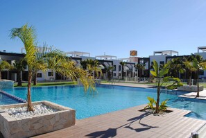 Apartment | Pool