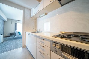 Private kitchen - Within walking distance of Susukino Accommodates  / Sapporo Hokkaidō (Sapporo)