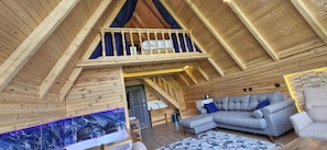 Elite-bungalow - terrasse - udsigt til dal | Arbejdsområde til bærbare computere, mørklægningsgardiner, lydisolering