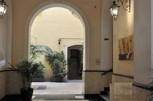 BIG HOUSE COLOSSEO, Holiday House in the heart of Rome