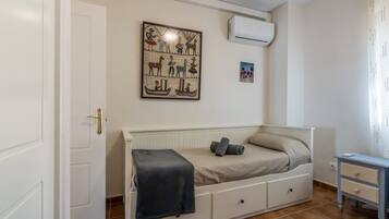 Appartement | 2 slaapkamers, een strijkplank/strijkijzer