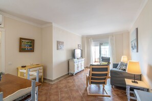 Apartment | Living room - Stay by Punta del Moral Beach (Ayamonte)