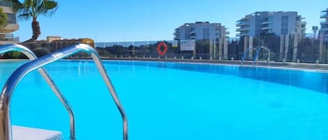 公寓 | 游泳池 | 室外游泳池