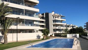 Apartment | Kolam renang | Kolam renang terbuka