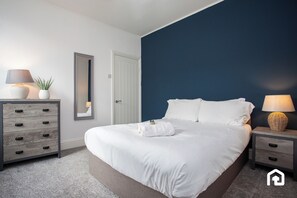 3 bedrooms, iron/ironing board, free WiFi, bed sheets