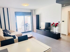 Apartment | Living room