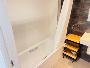 Apartemen | Kamar mandi