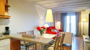 Unclassified image, 5 of 17, button - Bright Apartment With Pool Access (Ayamonte)