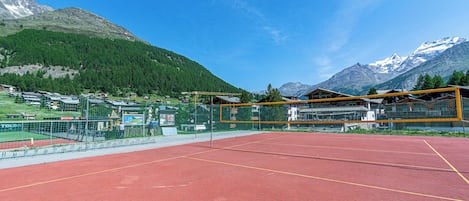 Sport court