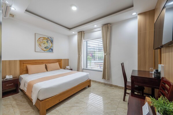 Deluxe Double Room, City View