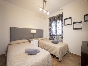 アパートメント | 2 室のベッドルーム、アイロン / アイロン台