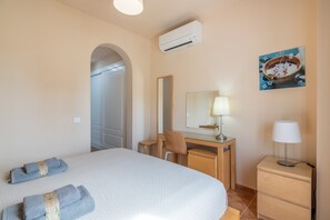 アパートメント | 2 室のベッドルーム、アイロン / アイロン台