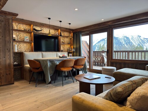 Modern 3-bedroom apartment, Courchevel 1850