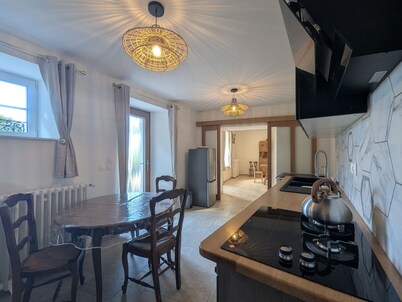 Acogedor gîte moderno para 8, en plena naturaleza