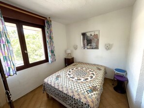 1 bedroom - Air-Conditioned Apartment with Terrace and Parking (Argelès-sur-Mer)