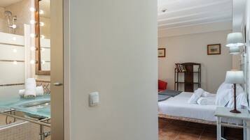 Apartment | Bathroom | Hair dryer