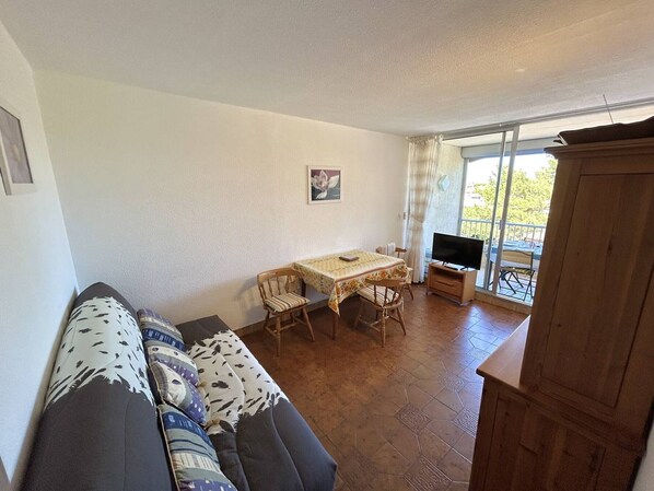 Fernseher