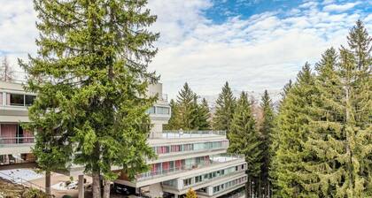 Angenehme Wohnung für 5 Gäste mit TV und Innenhof
