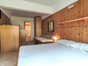 2 bedrooms, free WiFi