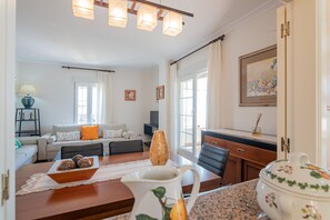Apartment | Living room