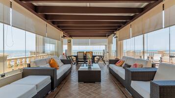 Apartment | Living area