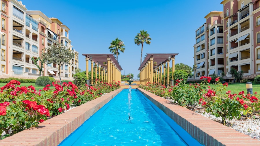 Family & Pet-friendly Stay