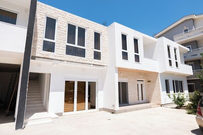 5-apartments in lovely Ulcinj with WiFi, AC