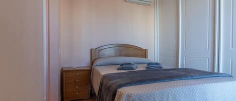 アパートメント | 2 室のベッドルーム、アイロン / アイロン台