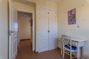 Apartment | 3 bedrooms, iron/ironing board