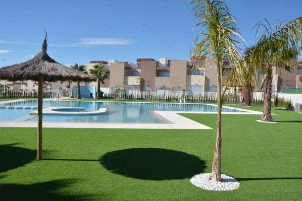 Apartment | Pool