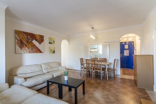 Apartment | Living room