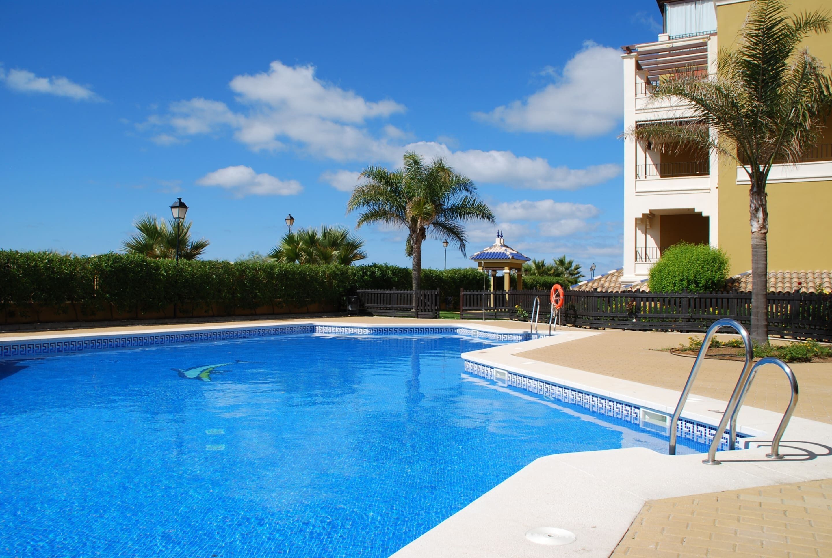 Apartment | Pool | Outdoor pool