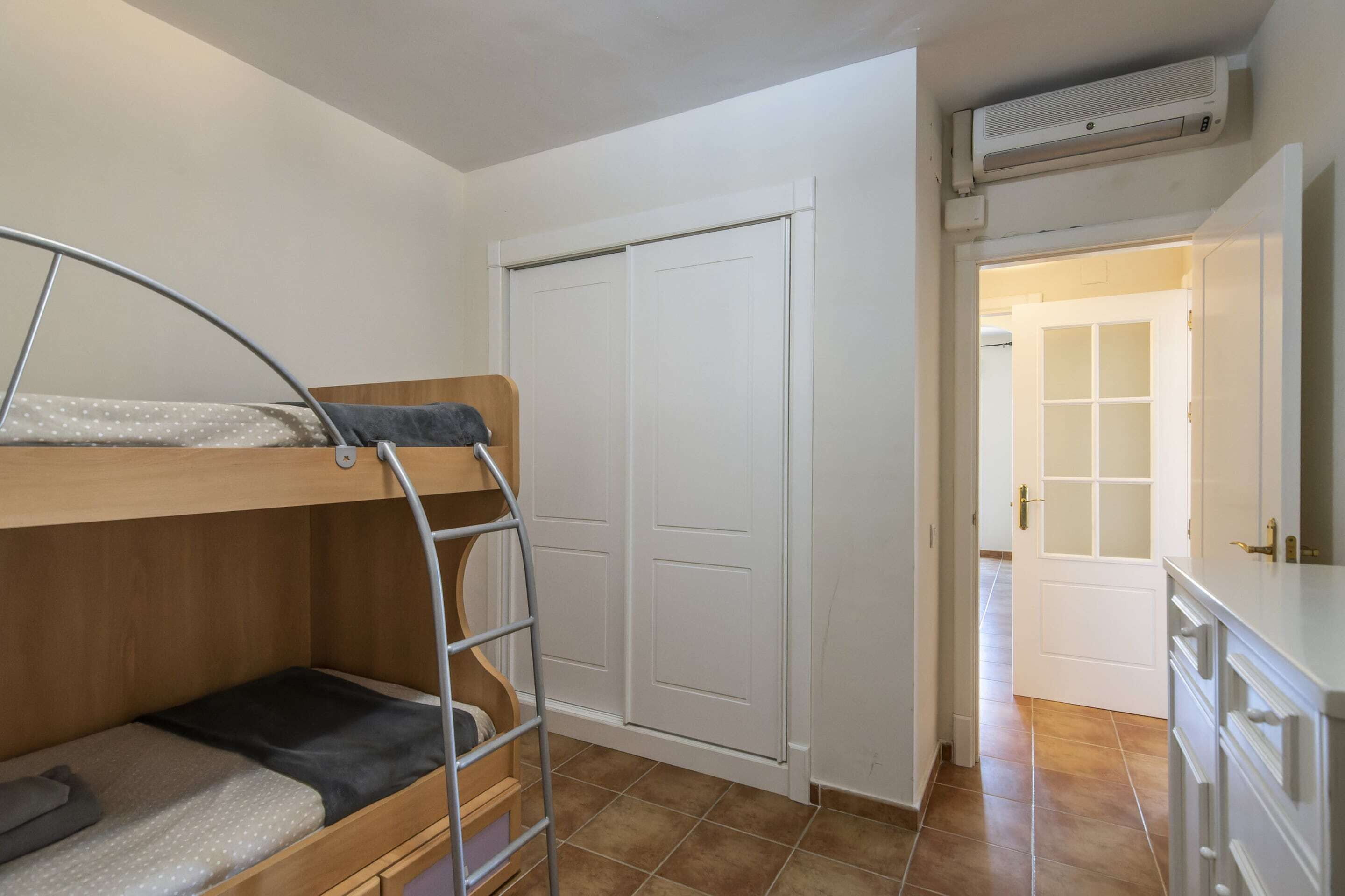 Apartment | 3 bedrooms, iron/ironing board