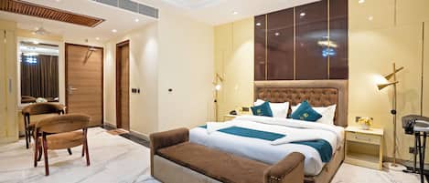 Camera Presidenziale, vista città | Biancheria da letto di alta qualità, con arredamento individuale