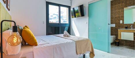 Apartment | 2 bedrooms, iron/ironing board