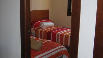 Bungalow | 3 kamar tidur dan setrika/meja setrika