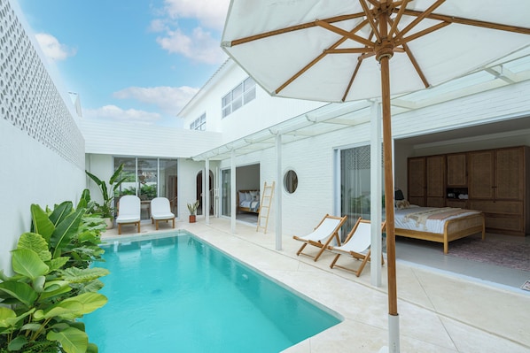 Luxury Villa, Patio, Pool View | Kolam renang persendirian