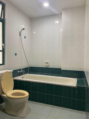 アパートメント バルコニー | バスルーム