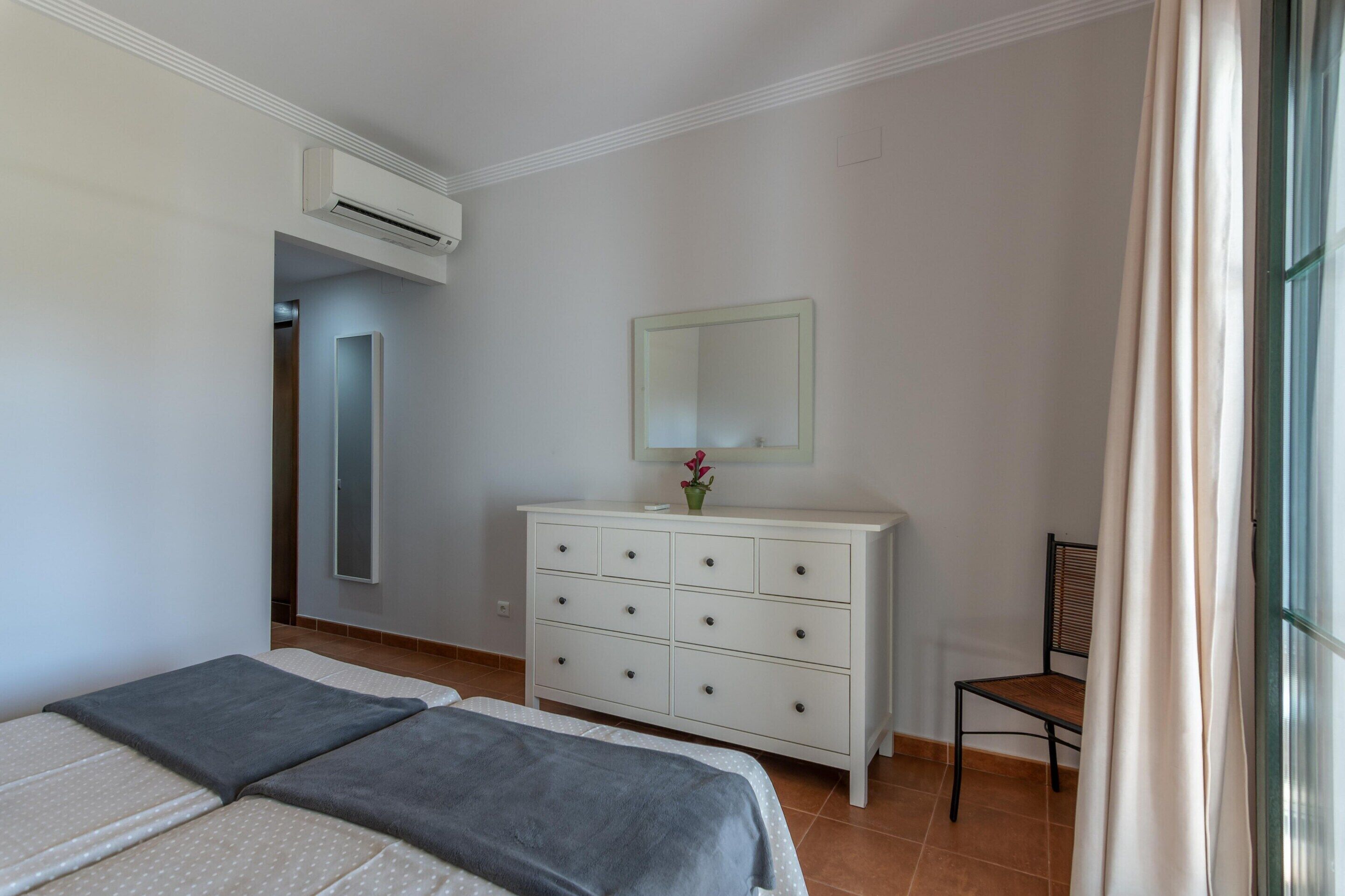 Apartment | 2 bedrooms, iron/ironing board