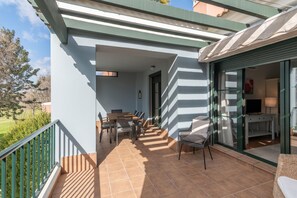 Apartment | Speisen im Freien